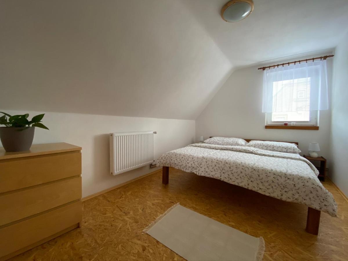 Chalupa K Pronajmuti Krasna Lipa U Rumburka Extérieur photo